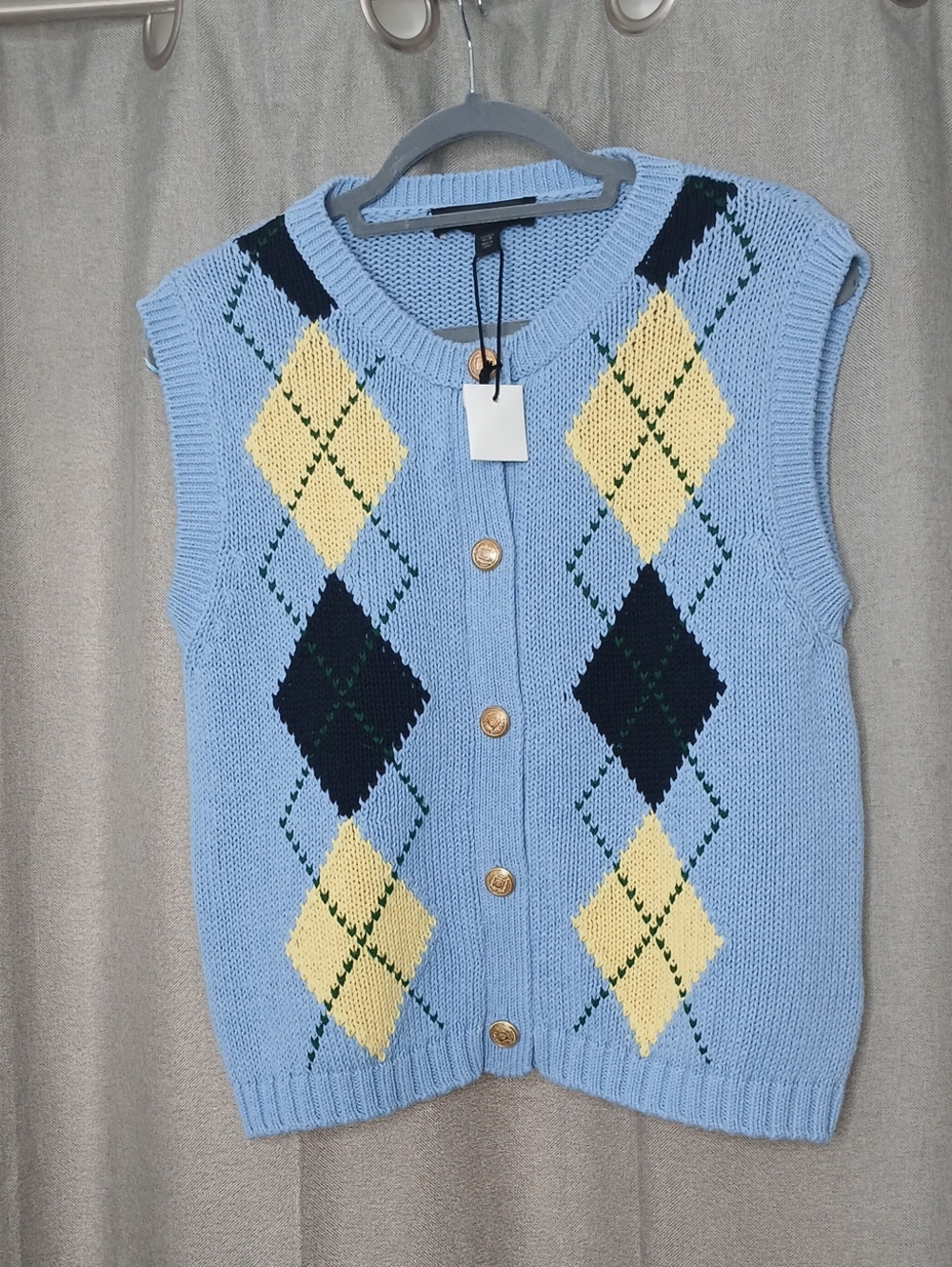 NWT ZARA Light Blue Argyle Knit Vest with Gold Buttons- SIZE LARGE - Picture 4 of 6